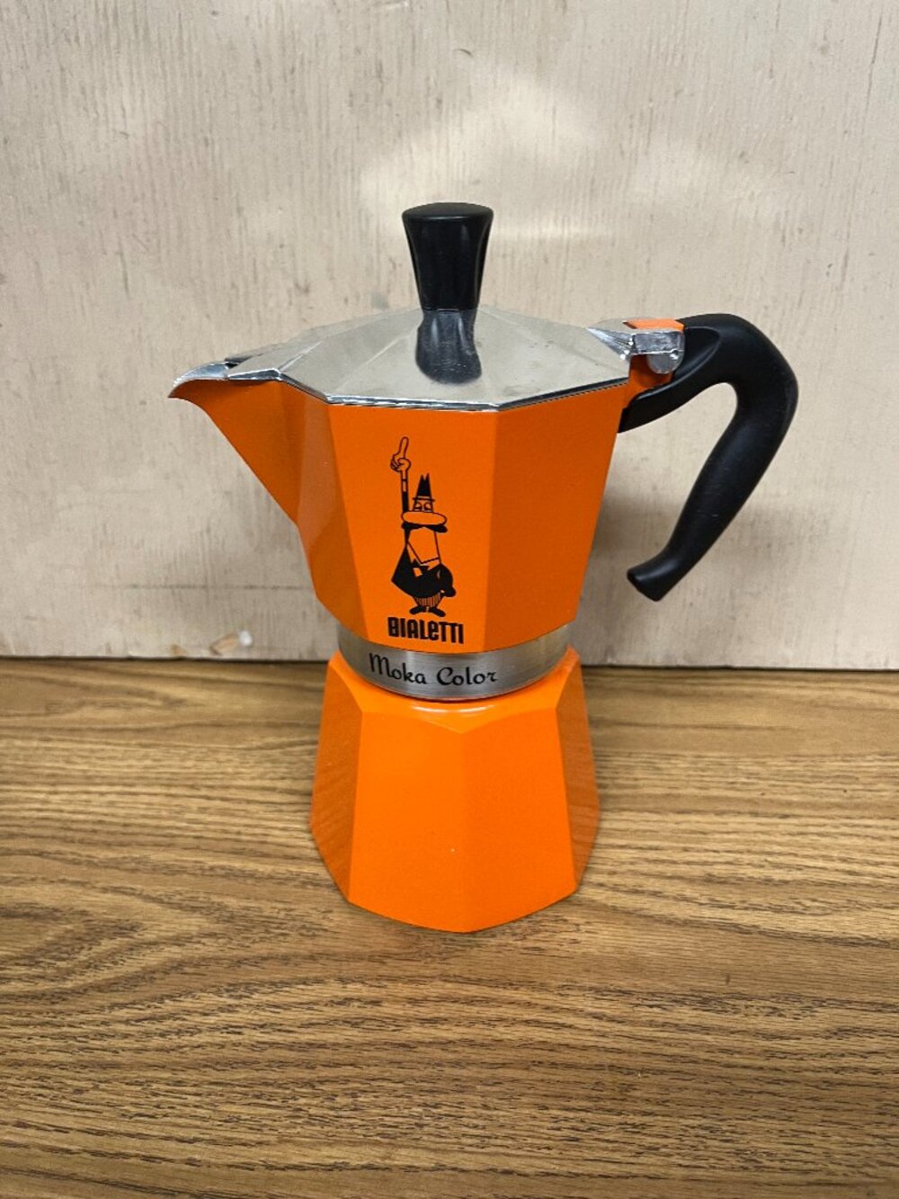 Bialetti Moka Express 6-cup Moka Color Orange